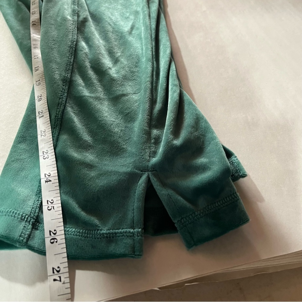 Livi Active NEW Green Velour Track Pants 18/20 - Picture 9 of 13